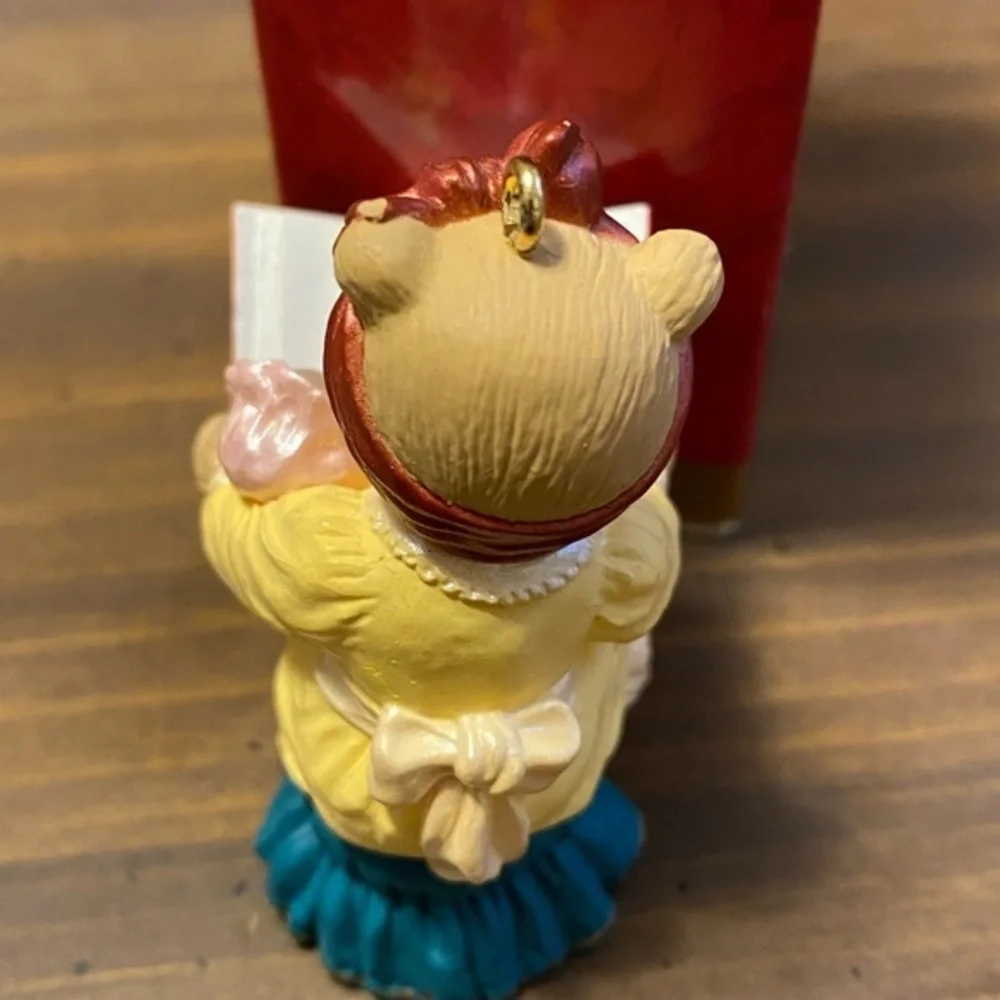 Vintage Hallmark‎ Handcrafted 1993 Ornament The Bearingers Bearnadette